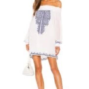 338- REVOLVE Tularosa NWOT White & Blue Off Shoulder Top or Short Dress. Size S.